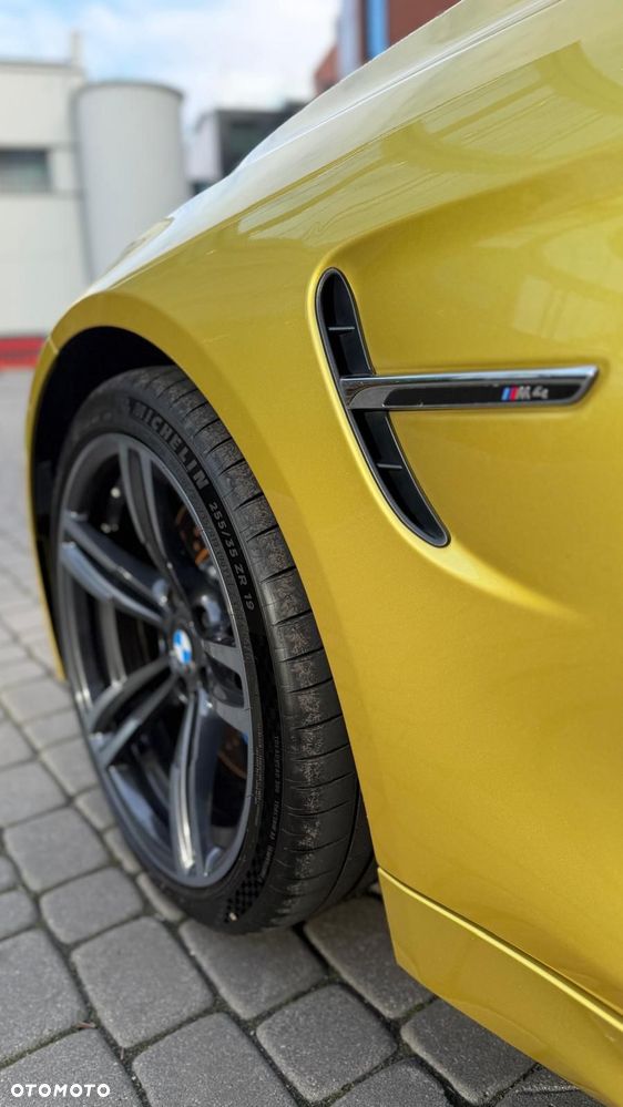 BMW M4 - 12