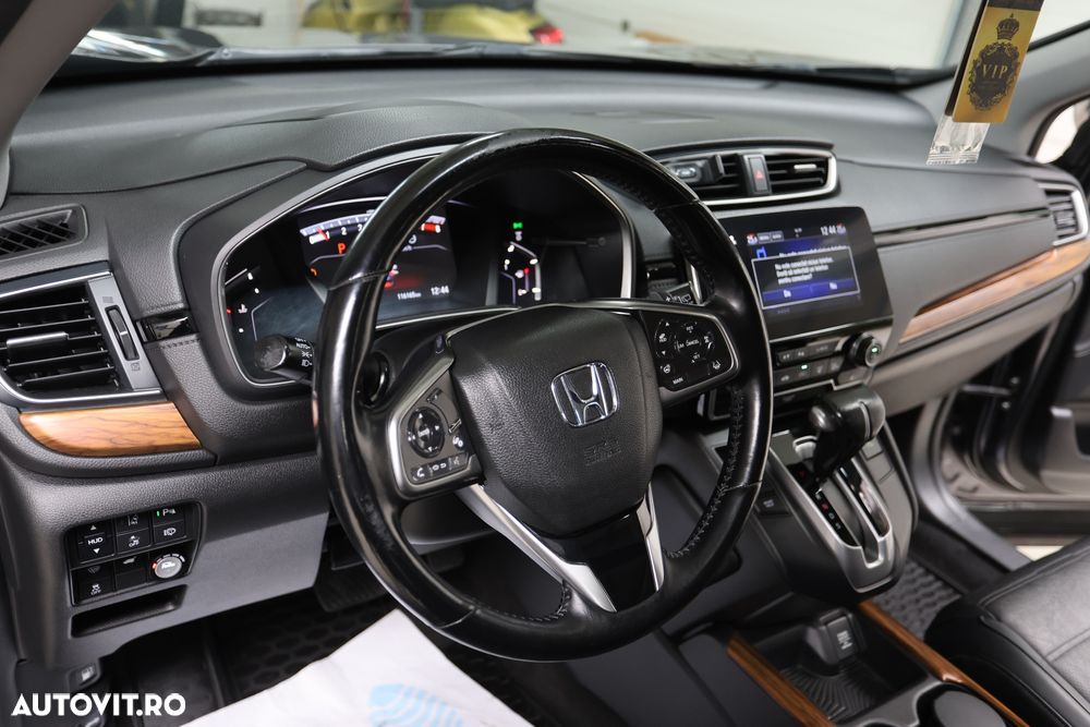 Honda CR-V 1.5 VTEC Turbo 4WD CVT Executive - 23