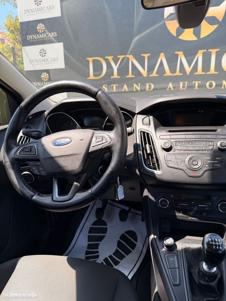 Ford Focus SW 1.6 TDCi Titanium - 15