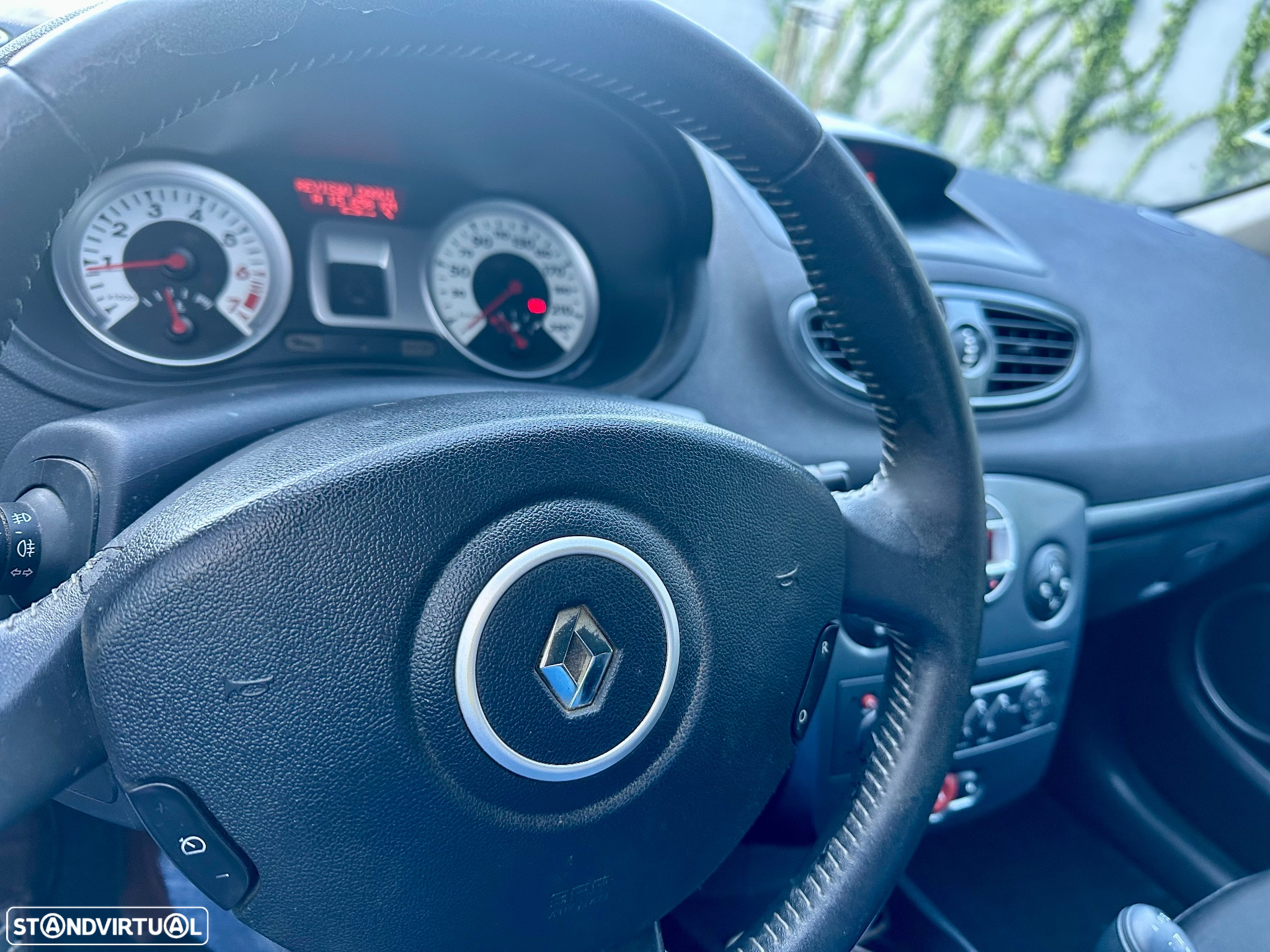 Renault Clio 1.2 TCE Luxe - 12