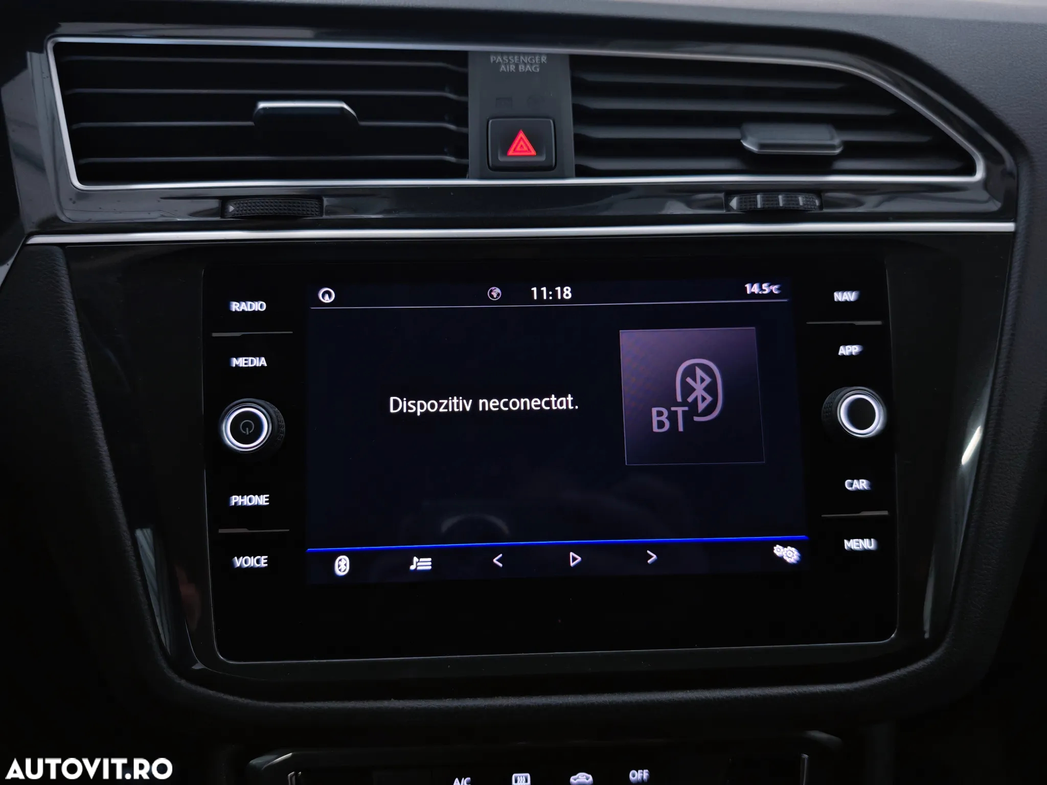 Volkswagen Tiguan - 11