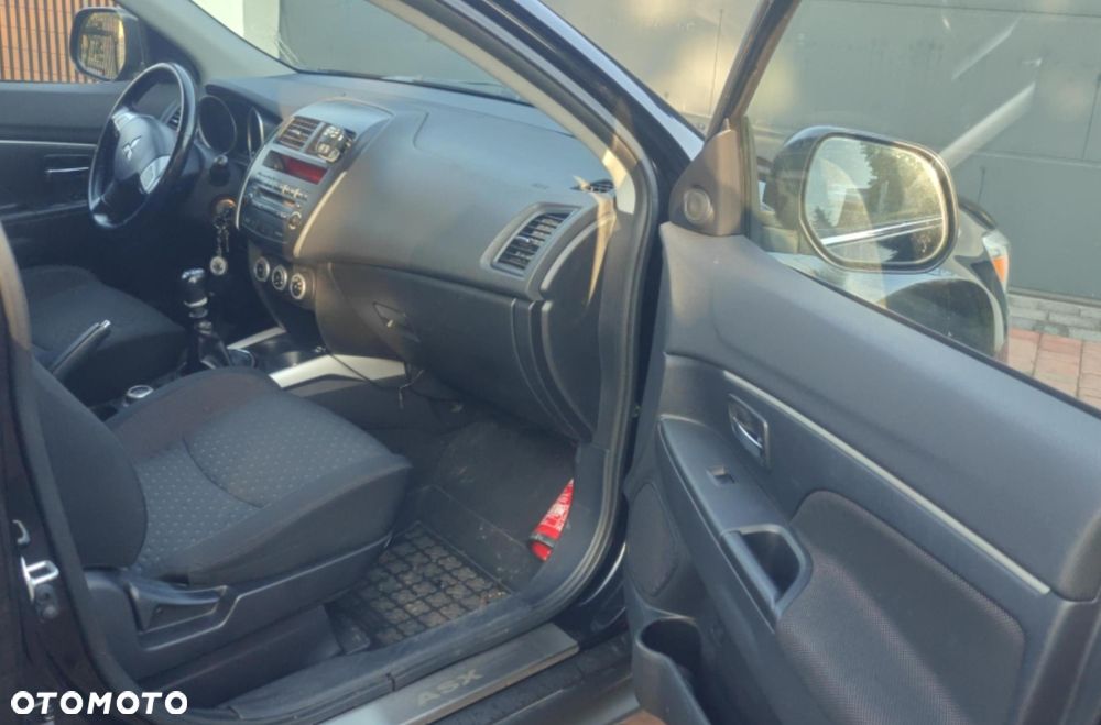 Mitsubishi ASX 1.8 DID Invite 4WD AS&G - 14