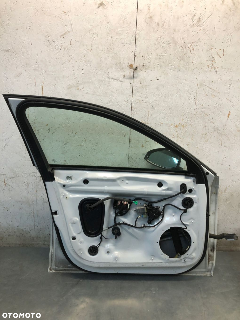 AUDI A4 B9 15-19 DRZWI LEWE PRZEDNIE LEWY PRZÓD LS9R - 13