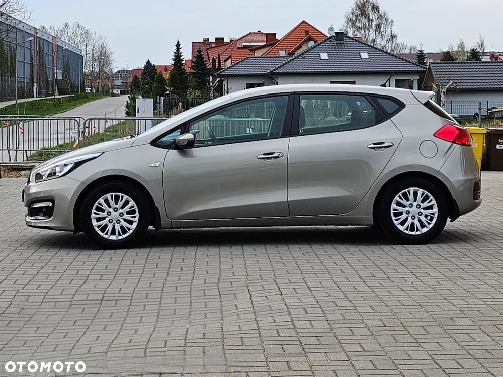 Kia Ceed 1.4 CVVT Edition 7 - 10