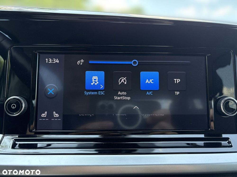 Ford Tourneo Connect 2.0 EcoBlue Titanium - 27