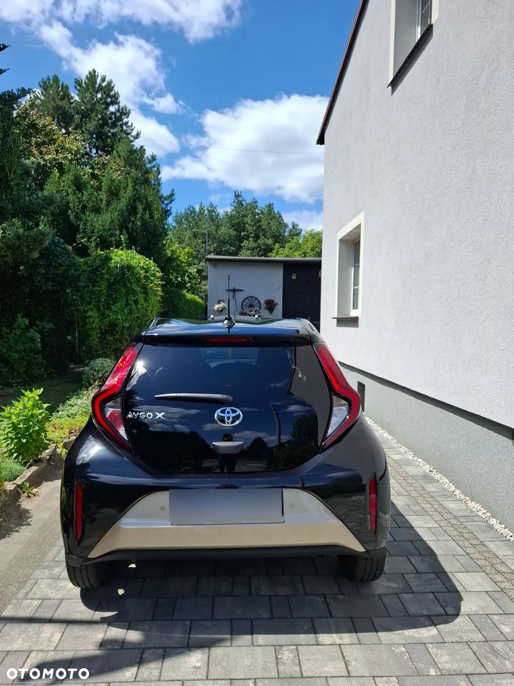 Toyota Aygo x - 10