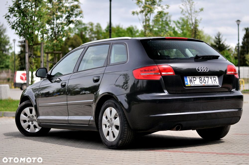 Audi A3 Sportback - 12