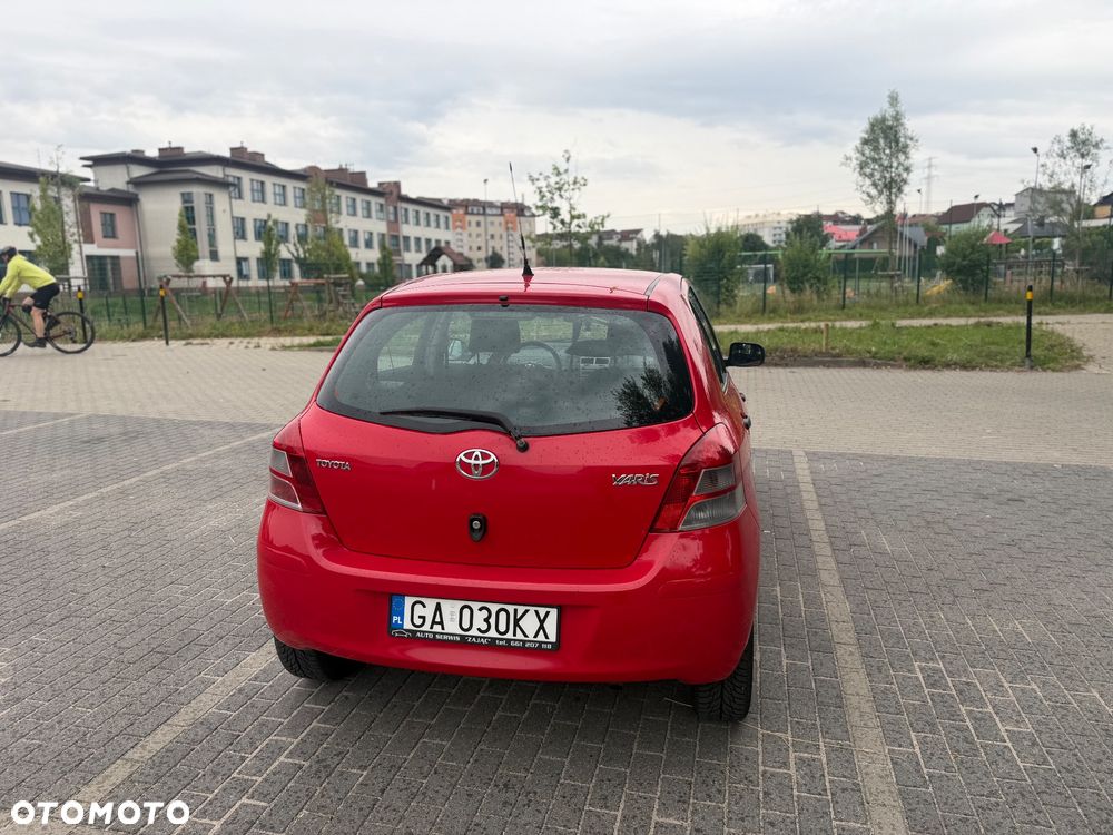 Toyota Yaris 1.0 Terra A/C - 6