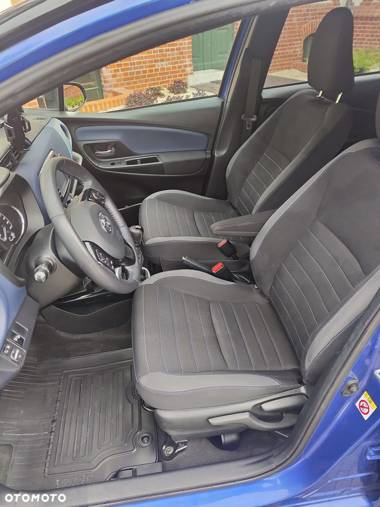 Toyota Yaris 1.5 Selection - 11