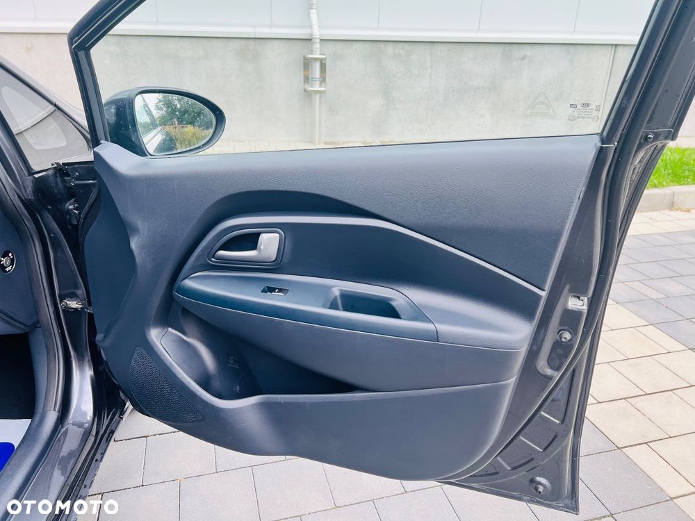Kia Rio - 28
