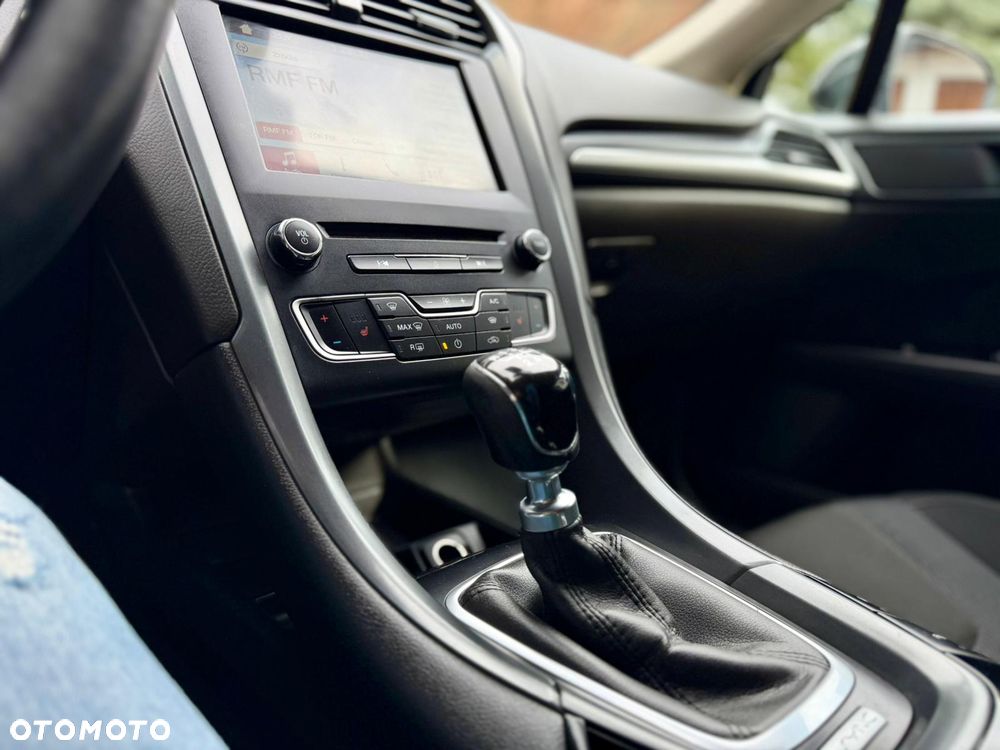 Ford Mondeo 2.0 TDCi Titanium - 31