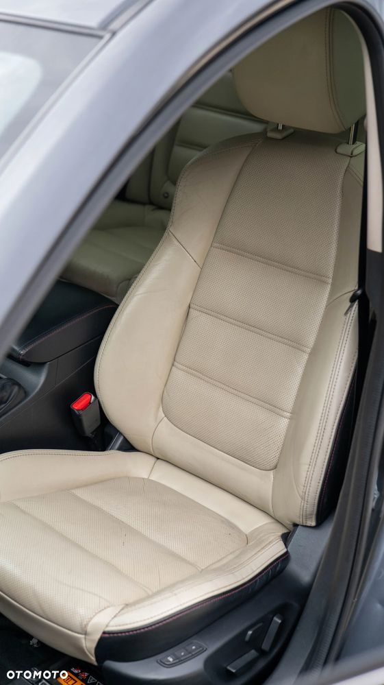 Mazda 6 - 8