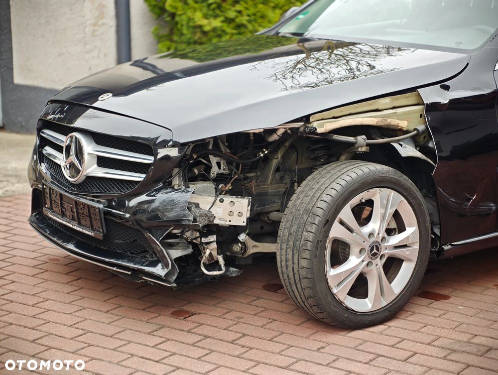 Mercedes-Benz Klasa C 220 d 9G-TRONIC Avantgarde - 39