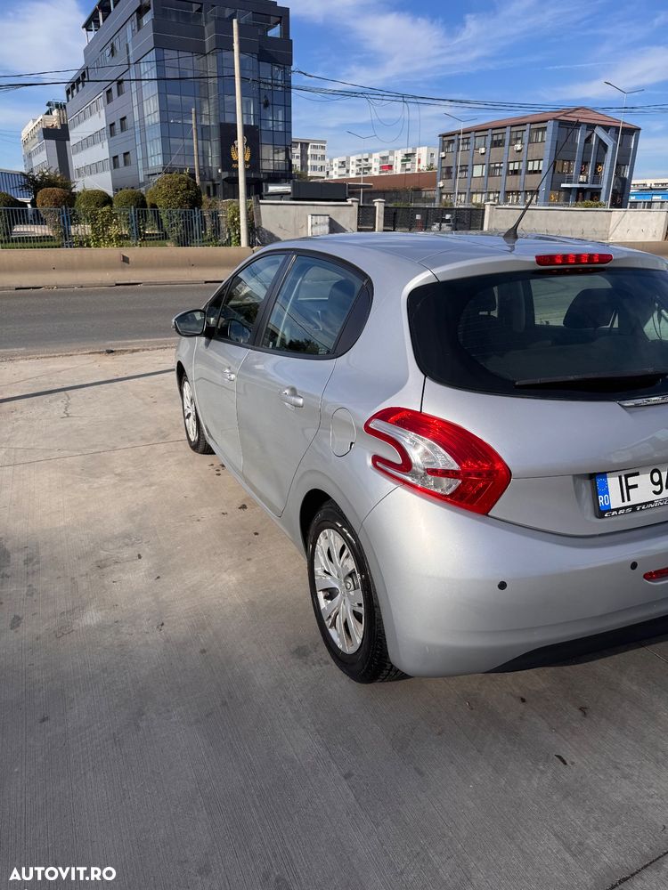 Peugeot 208 1.6 e-HDi FAP STT Active - 5