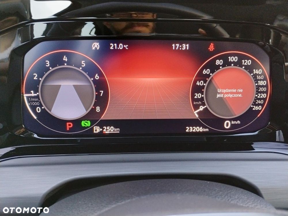 Volkswagen Golf 1.5 eTSI Style DSG - 24
