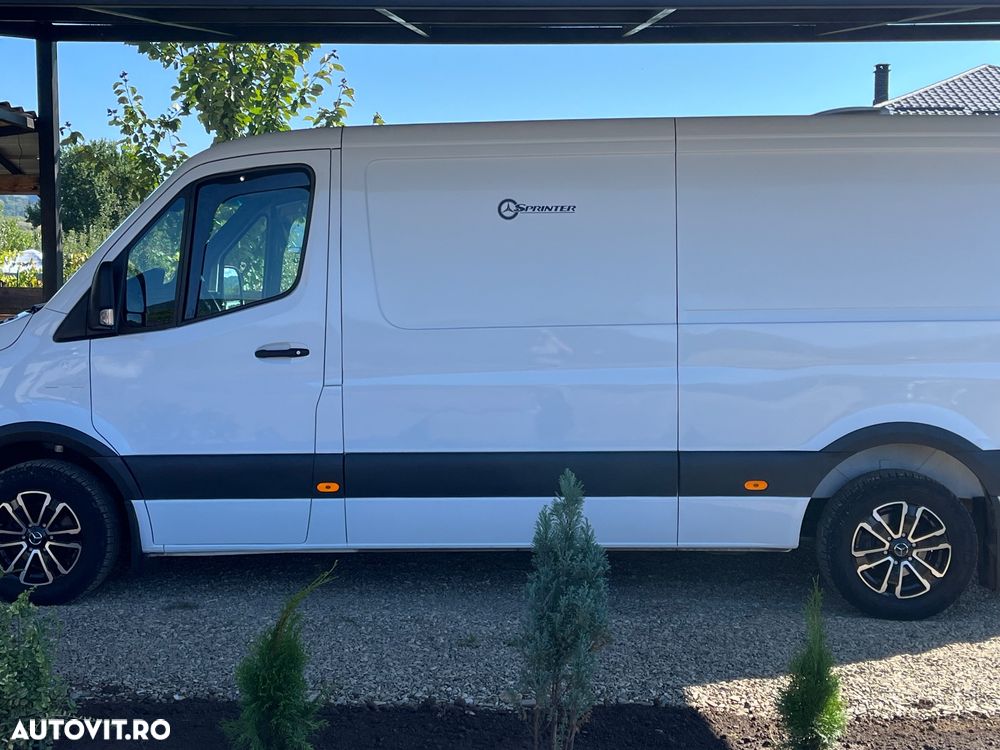 Mercedes-Benz Sprinter - 16