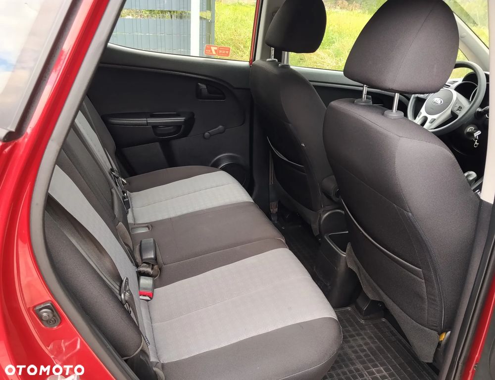 Kia Venga - 19