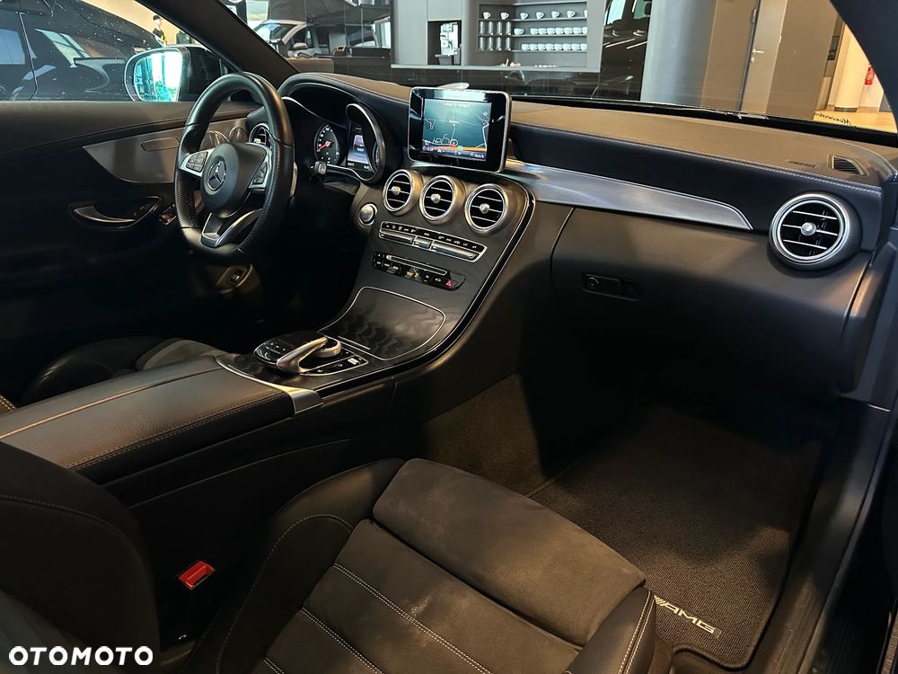 Mercedes-Benz Klasa C 200 4-Matic 9G-Tronic - 12