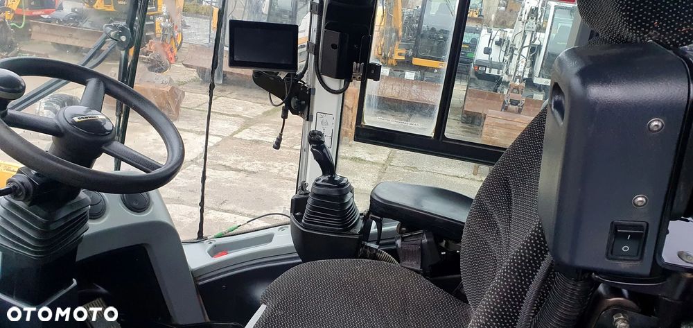 Liebherr L580 - 2