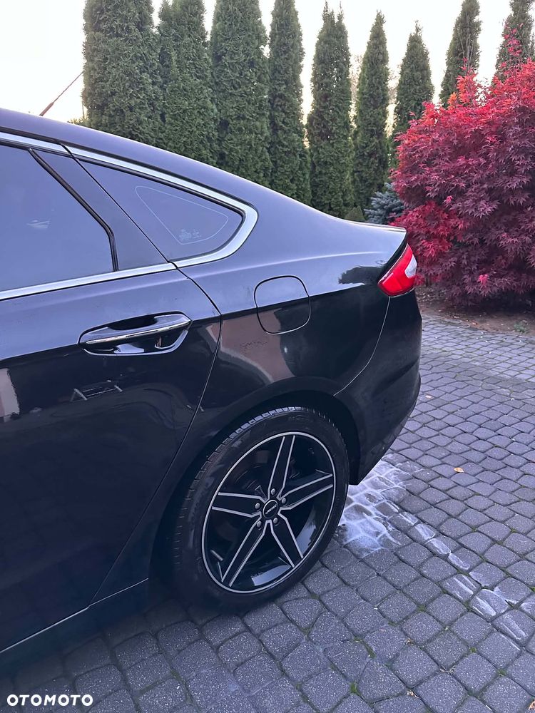 Ford Fusion 2.0 EcoBoost Titanium - 7