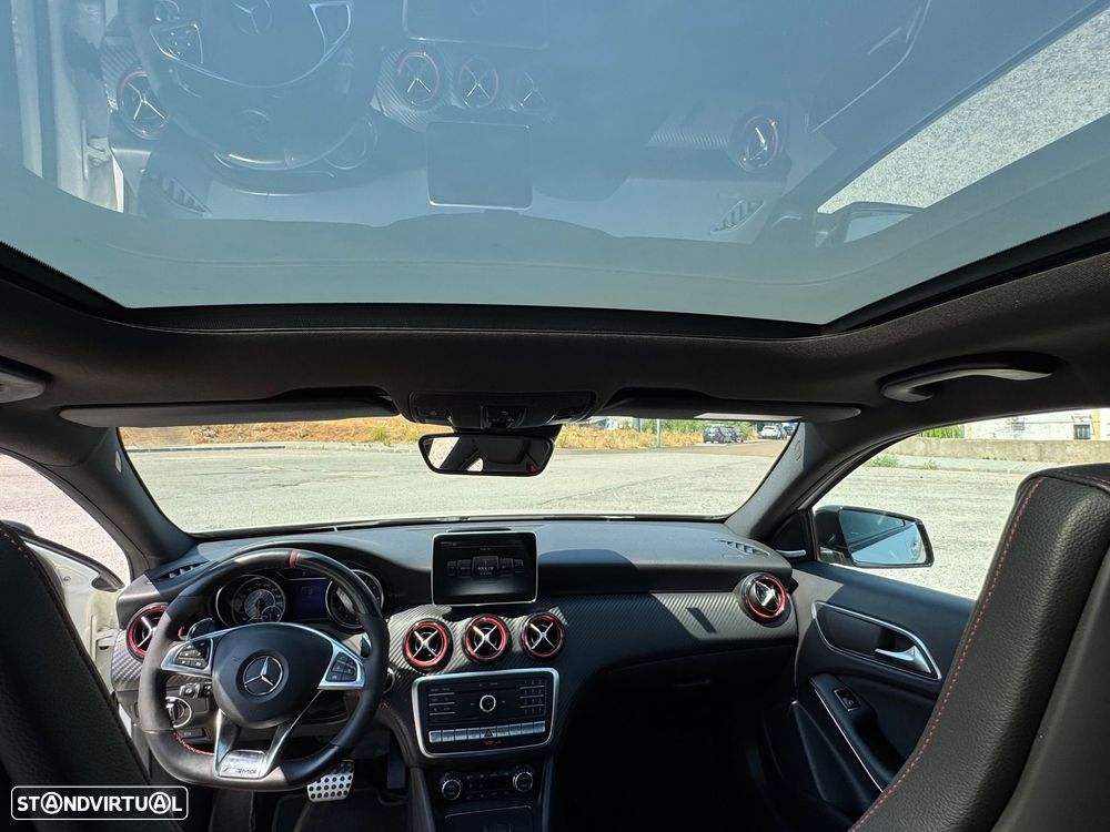 Mercedes-Benz A 45 AMG 4Matic Speedshift 7G-DCT - 12