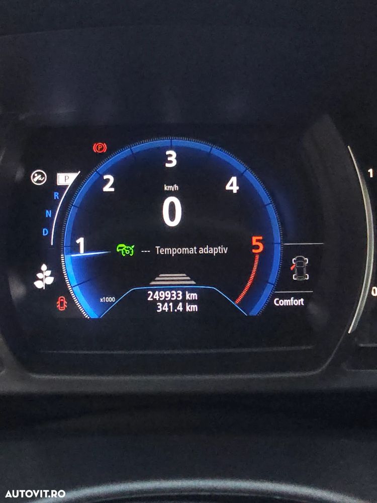 Renault Grand Scenic - 33