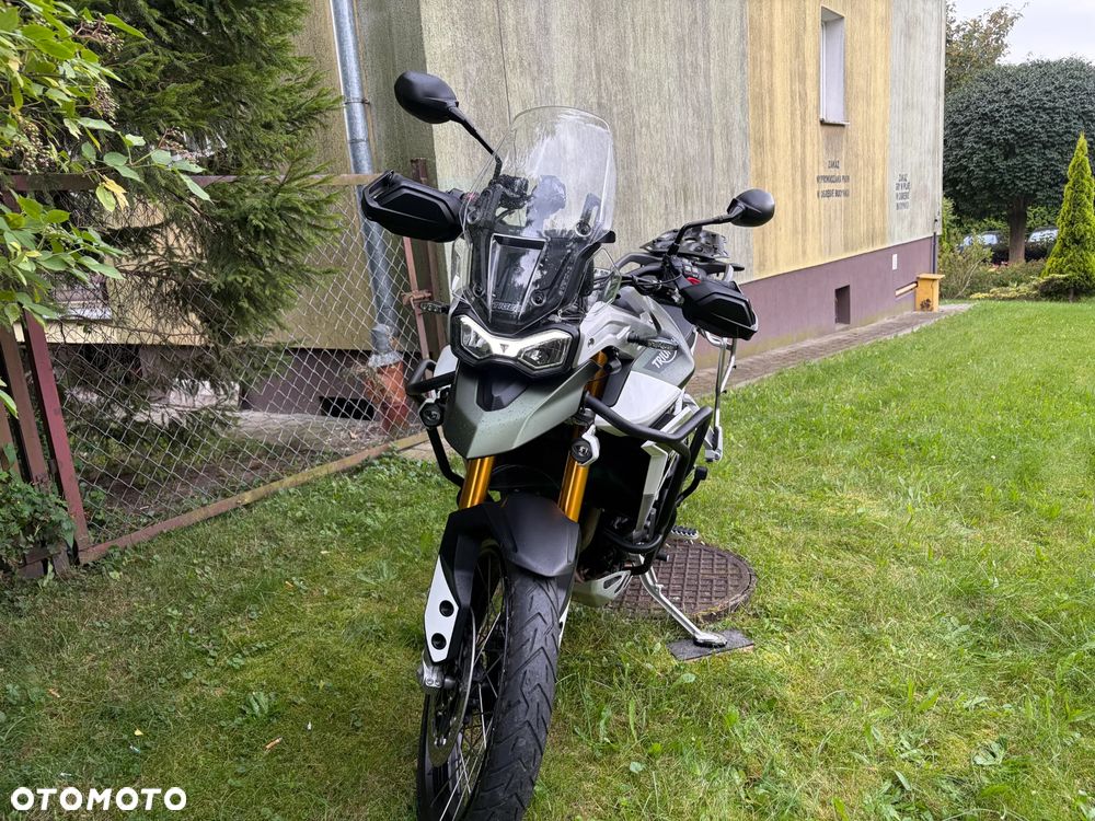 Triumph Tiger - 27