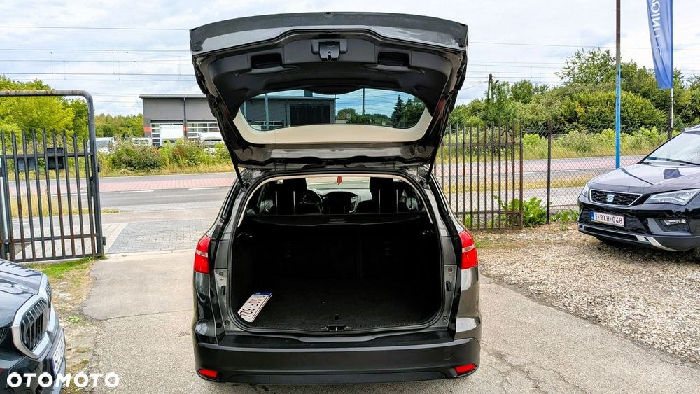 Ford Focus - 33