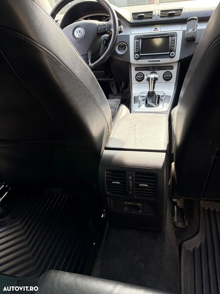 Volkswagen Passat - 12