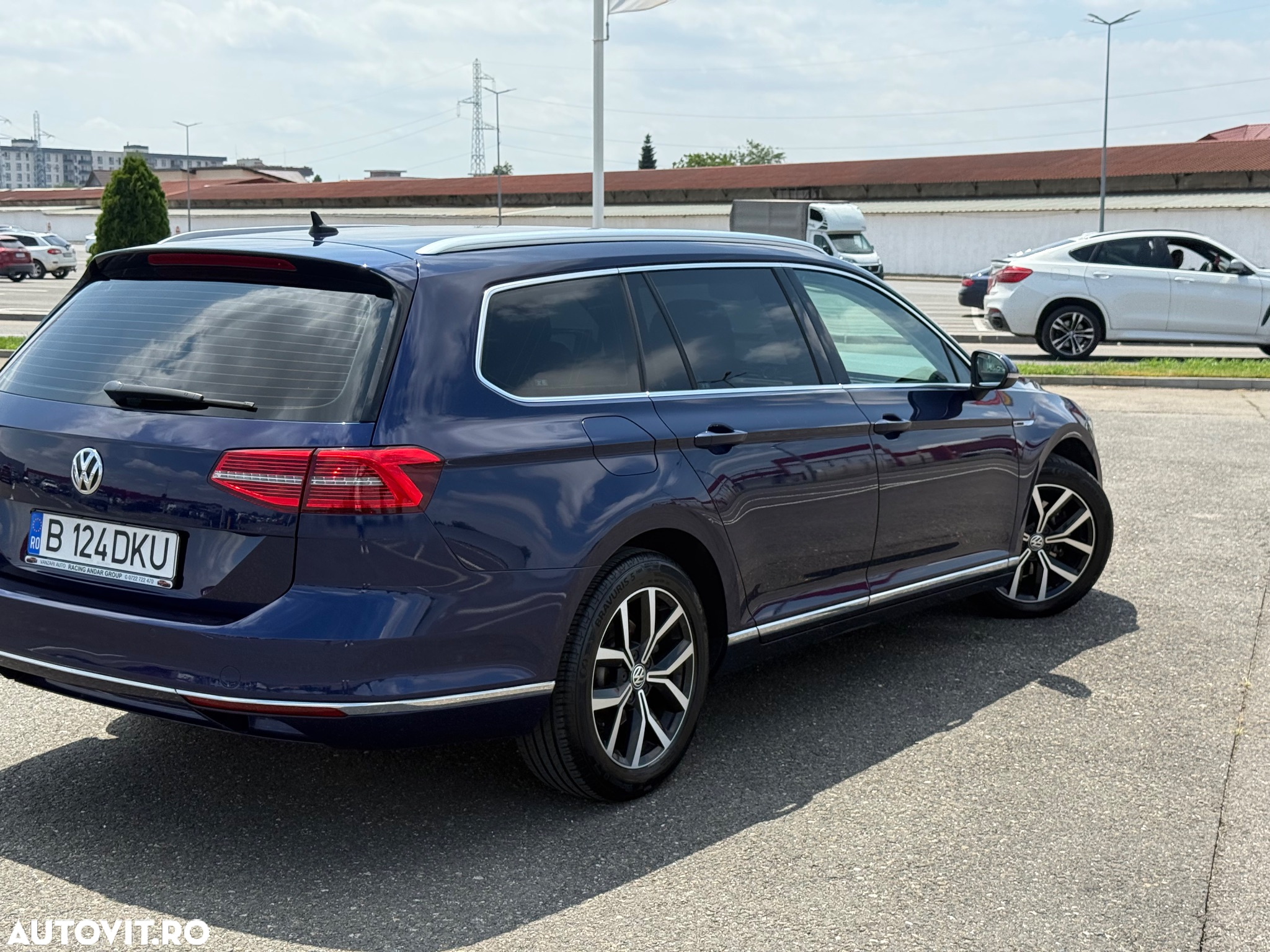 Volkswagen Passat Variant 2.0 TDI DSG 4Motion Highline - 6