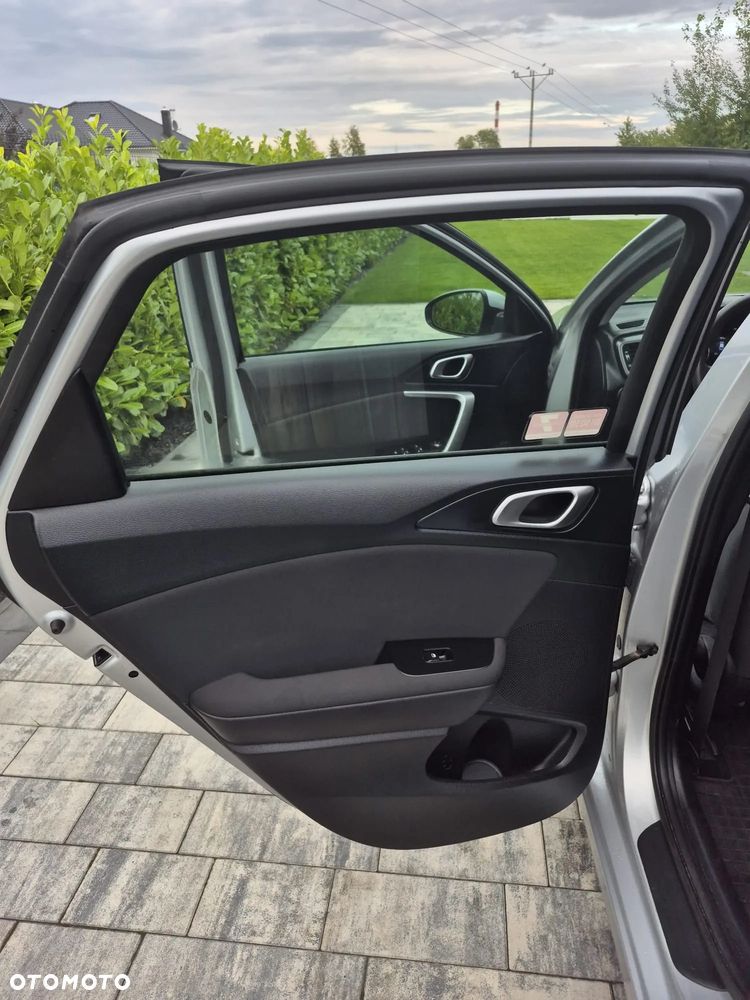 Kia Ceed 1.6 CRDi SCR L - 22