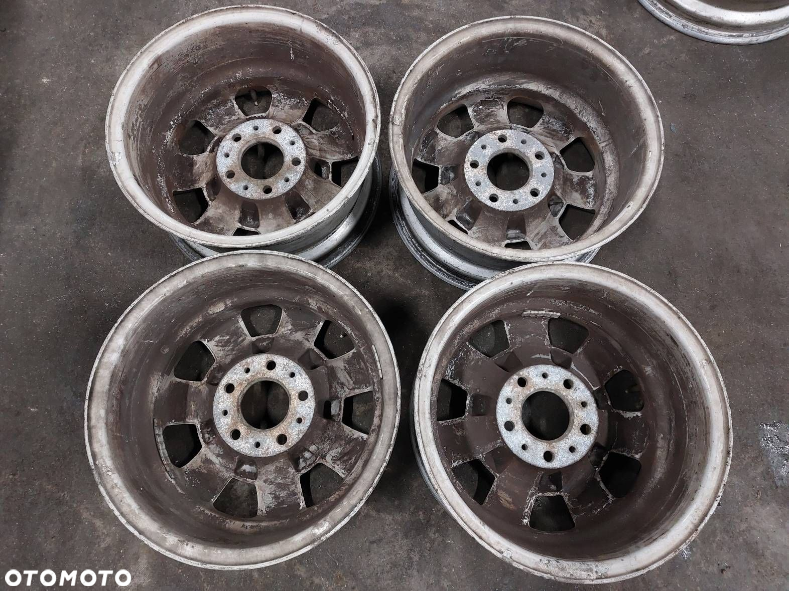 FELGI ALUMINIOWE 4SZT 5x120 7Jx15 ET20 FI74,1 BMW E39 6751763 - 6