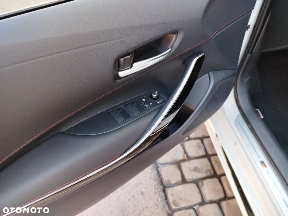 Toyota Corolla 1.8 Hybrid GR Sport - 9