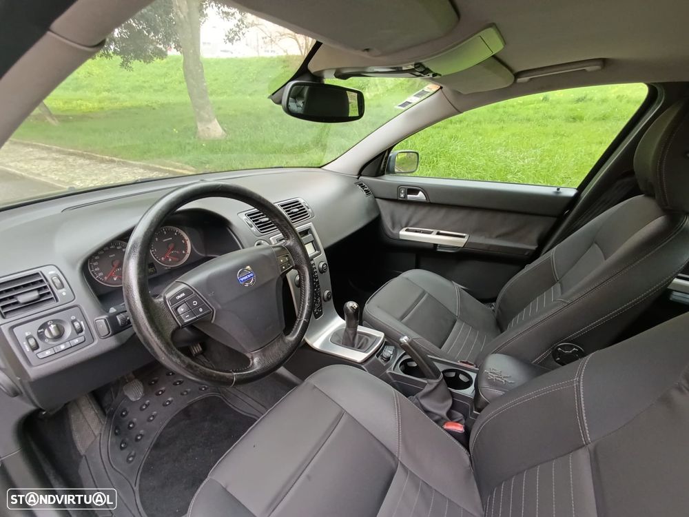 Volvo S40 1.6 D Nível 3 - 12
