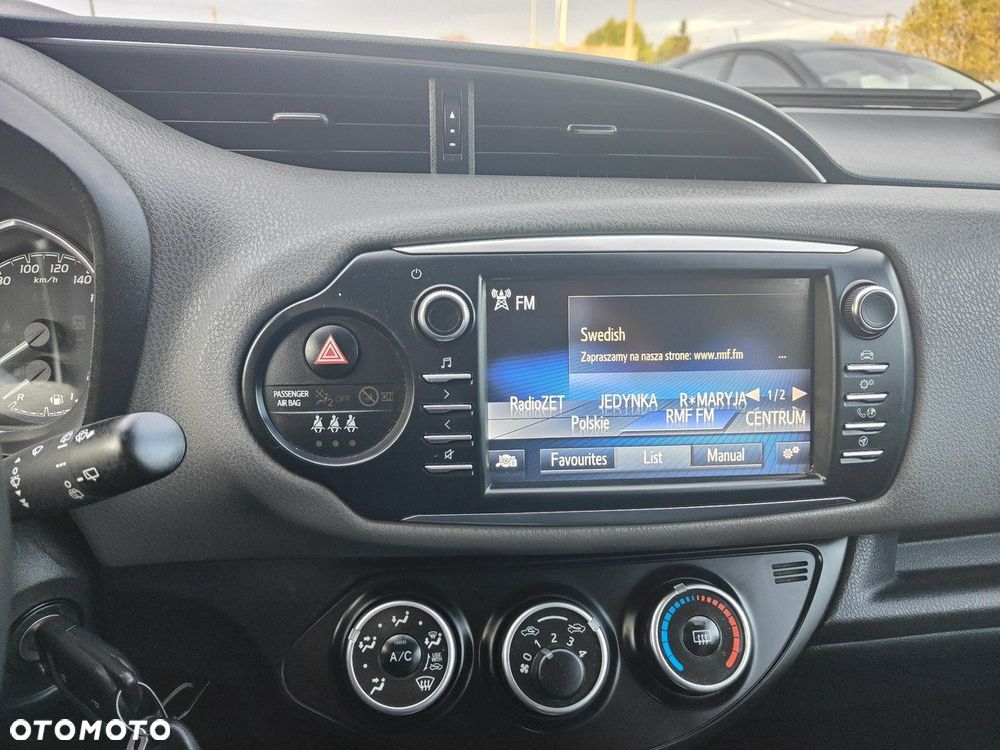 Toyota Yaris - 15