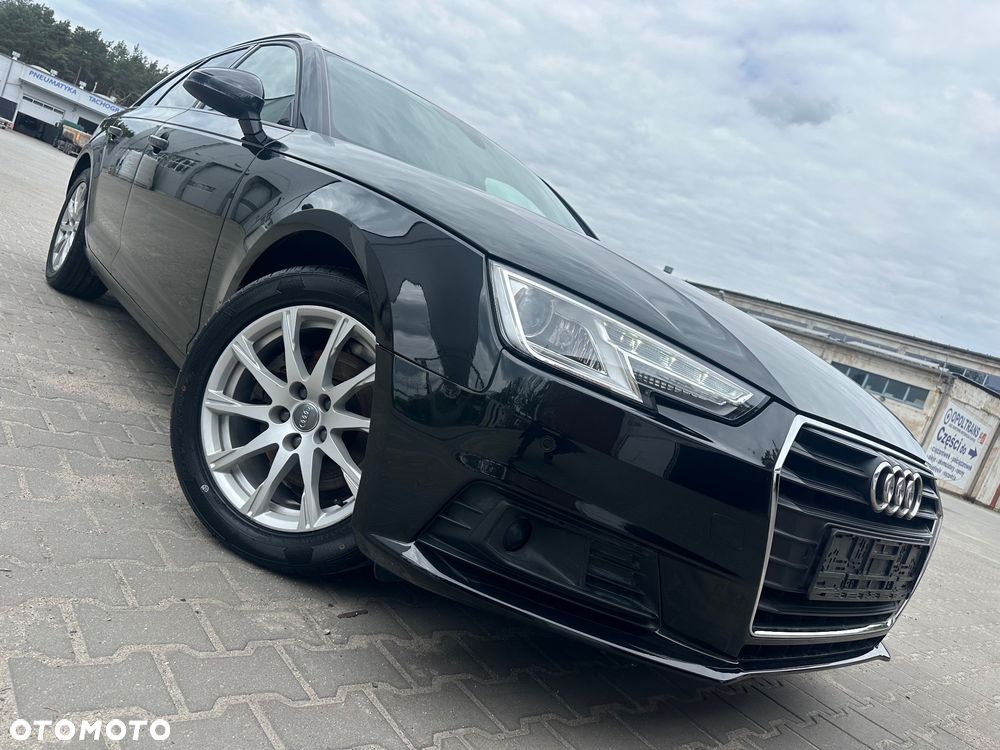 Audi A4 Avant - 1