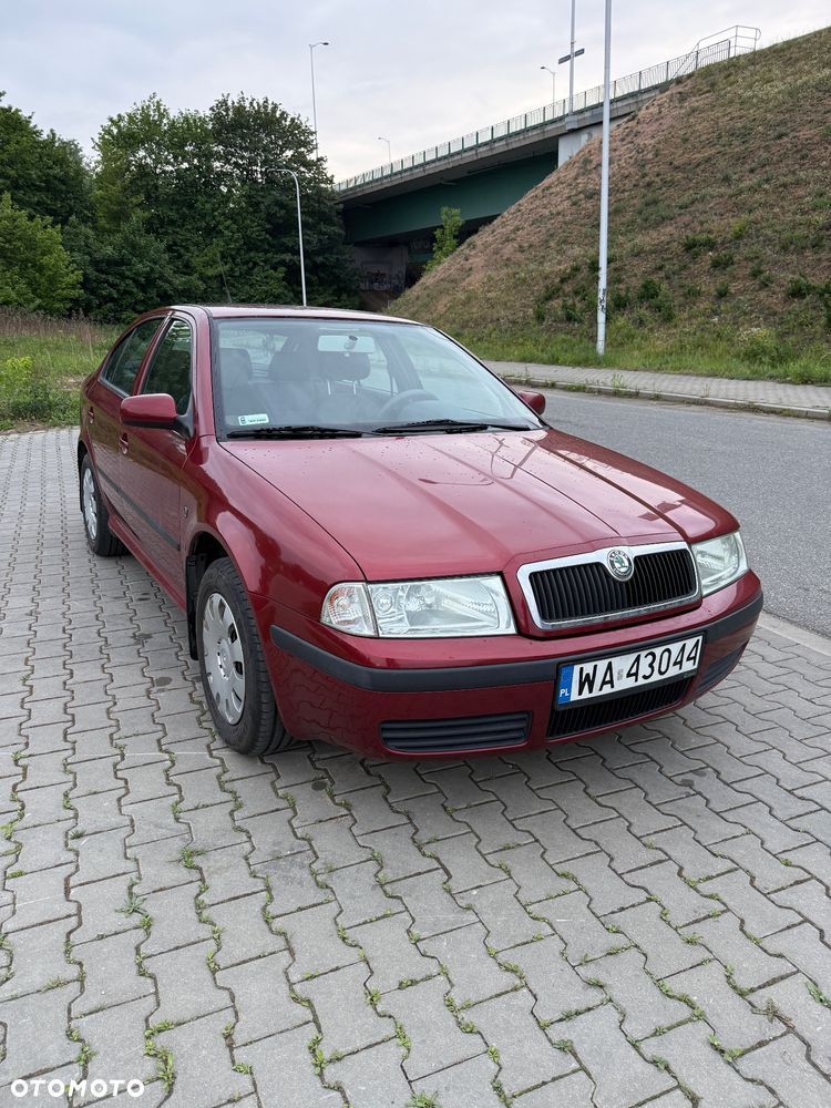 Skoda Octavia 1.6 Tour Plus Ice+ - 1