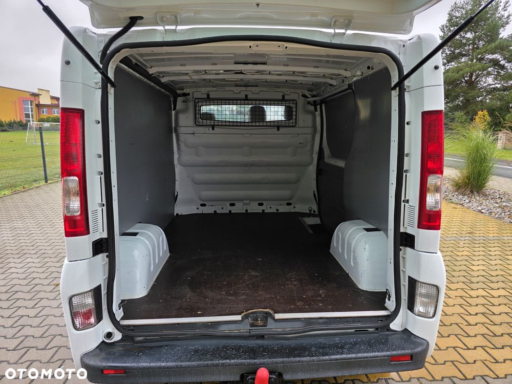Opel Vivaro - 9