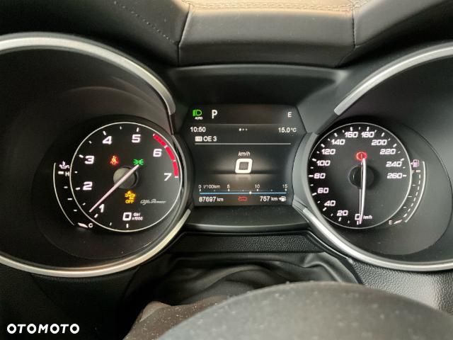 Alfa Romeo Stelvio 2.0 Turbo Executive Q4 - 8