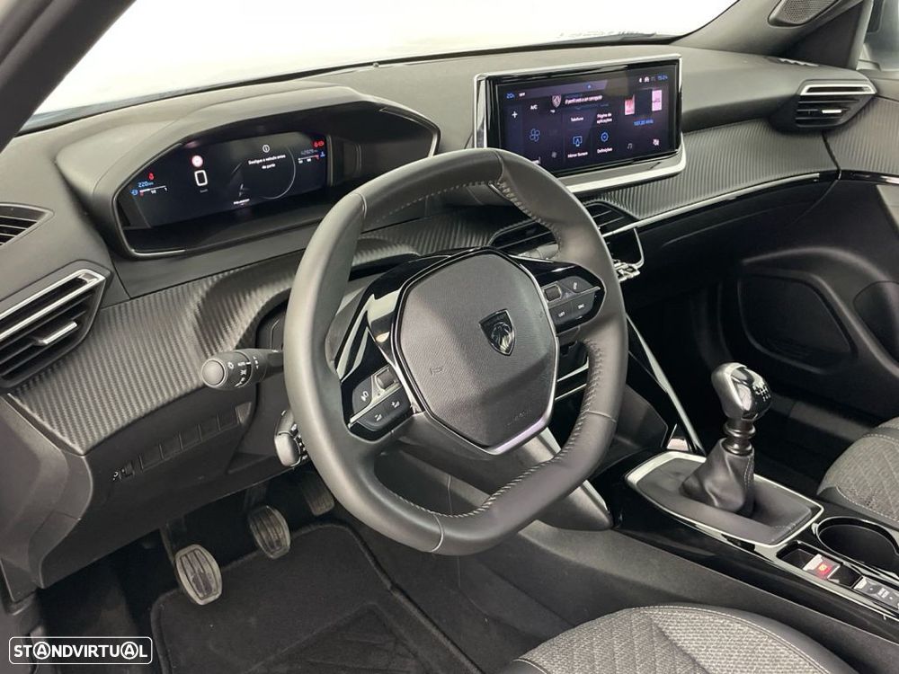 Peugeot 2008 1.2 PureTech Allure - 15