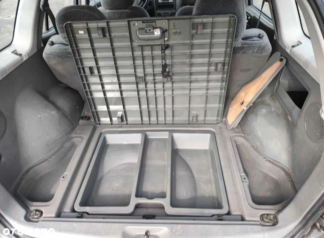 Hyundai Santa Fe 2.4 GLS 2WD - 9