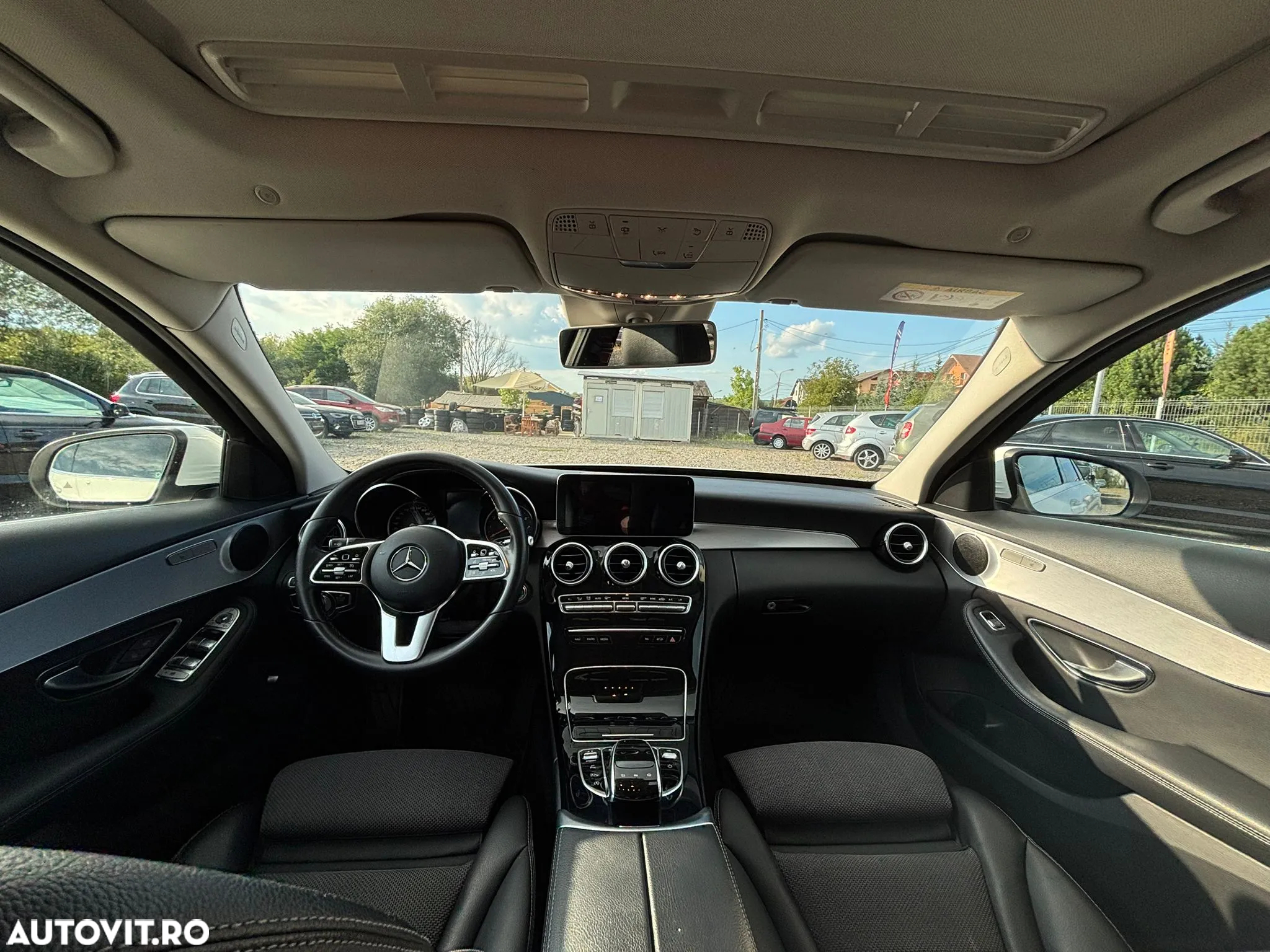 Mercedes-Benz C 200 4Matic 9G-TRONIC Avantgarde - 2