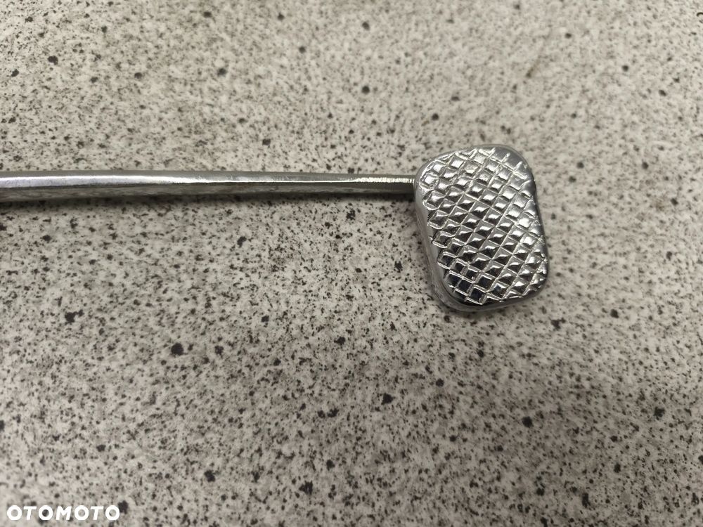 Dźwignia hamulcowa, pedał hamulca tył Suzuki GT 250 GT250 - 2