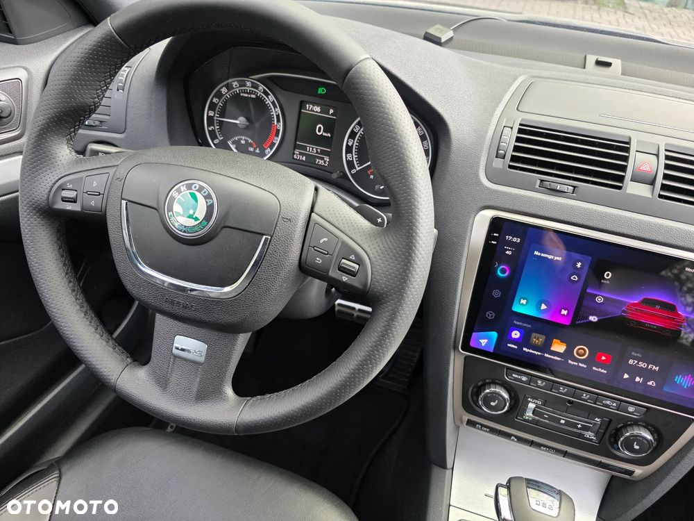 Skoda Octavia 2.0 TDI DPF RS DSG - 17
