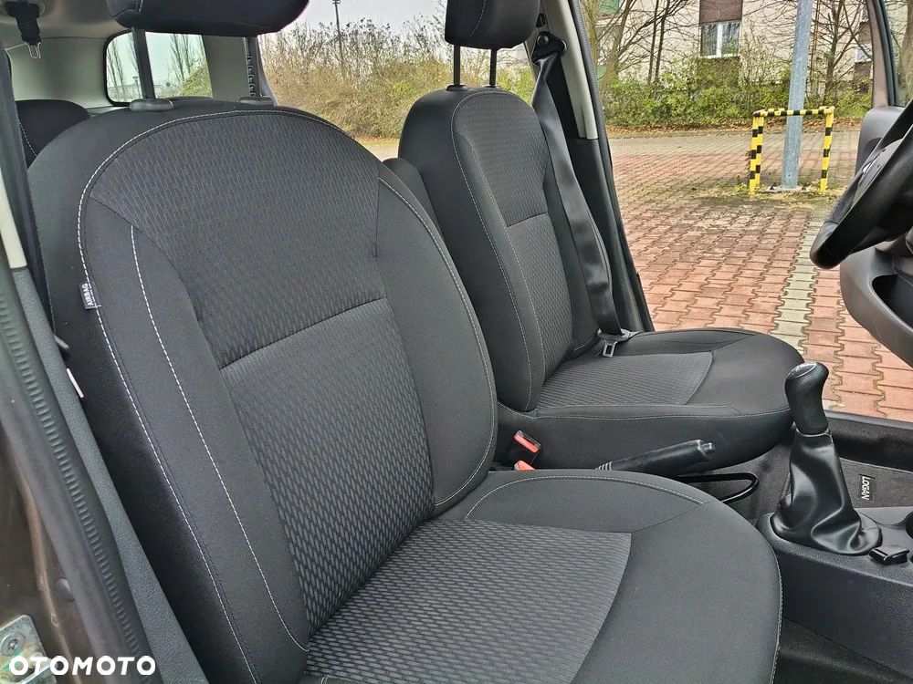 Dacia Logan TCe 90 S&S Laureate - 23