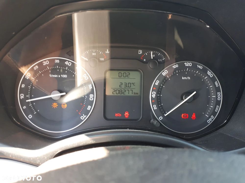 SKODA OCTAVIA II 04-08 1.6 8V SPRĘŻARKA KLIMATYZACJI KOMPRESOR - 29