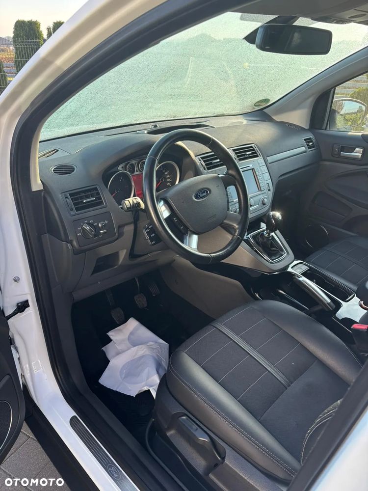 Ford Kuga 2.0 TDCi 4WD Titanium - 11