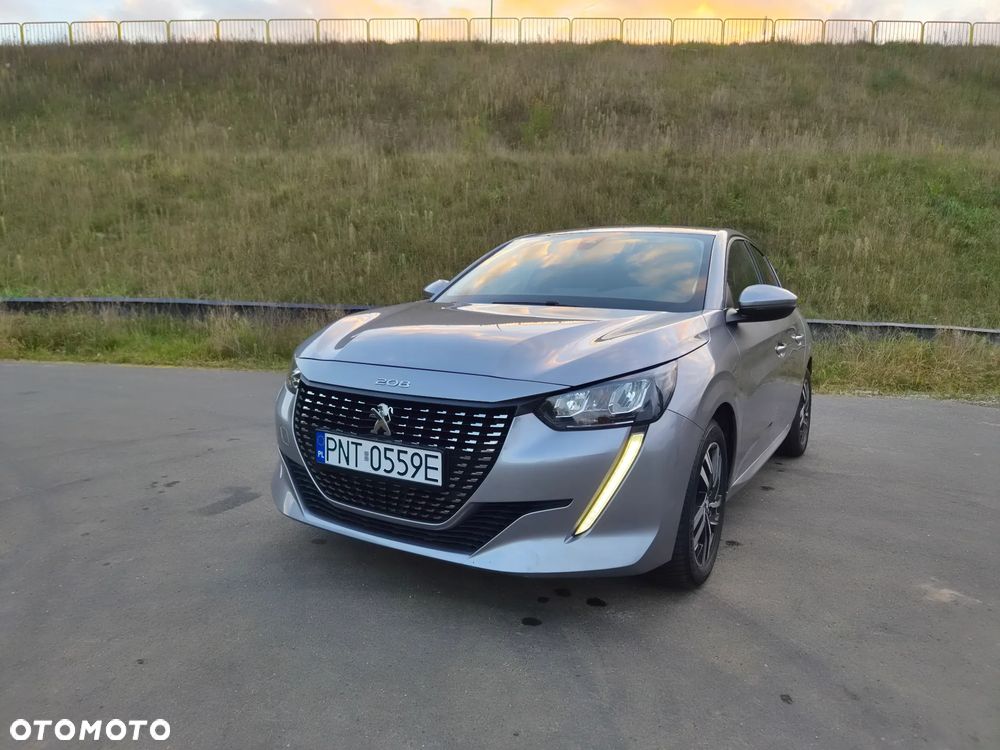 Peugeot 208 - 19