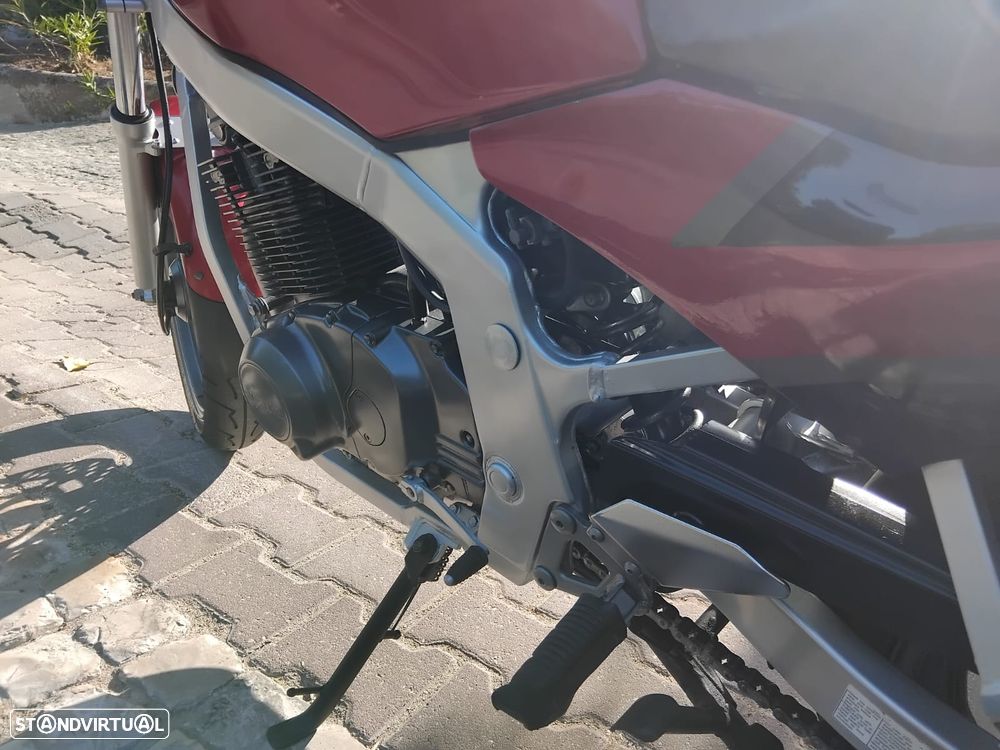 Suzuki GS Gs500e - 13