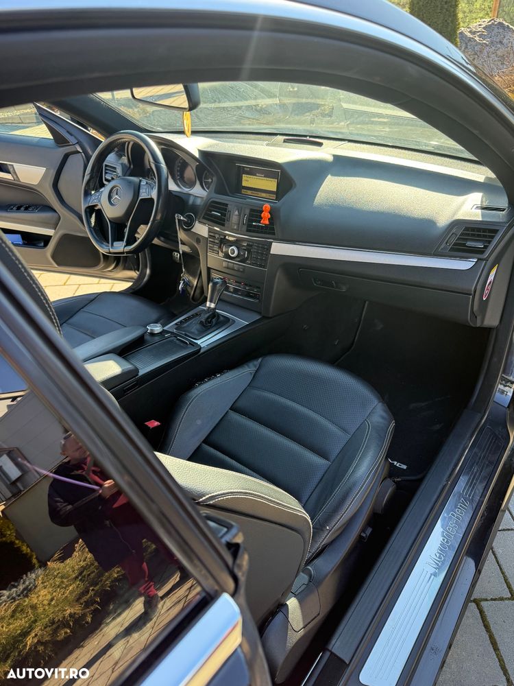 Mercedes-Benz E - 16